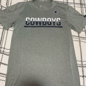 Men’s small Dallas Cowboys Dri-fit t-shirt